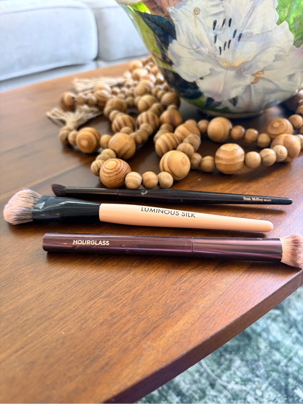 Hourglass, Armani and Trish McEvoy brush set